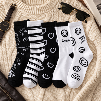 جوارب Smile Socks بتنسيق رجالي راقٍ